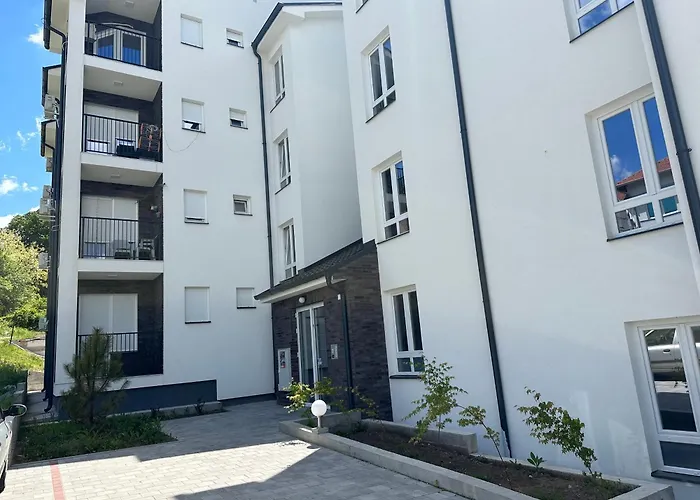 דירה Pavlovic סוקו בניה